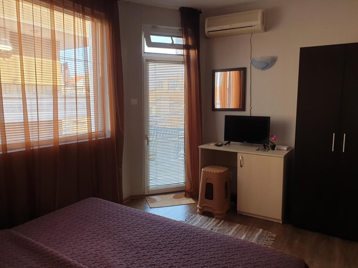 Guest House Taligarov Pomorie Luaran gambar