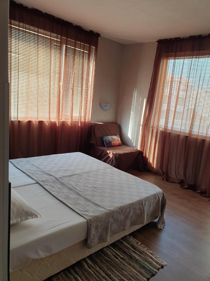 Guest House Taligarov Pomorie Luaran gambar