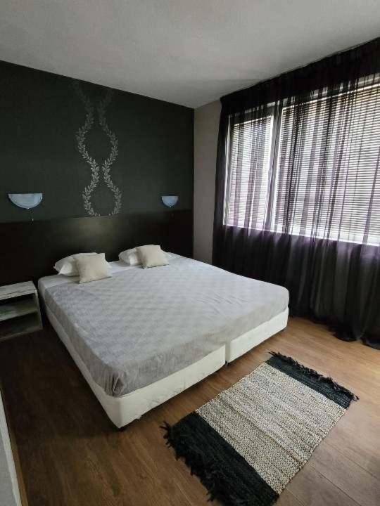 Guest House Taligarov Pomorie Luaran gambar